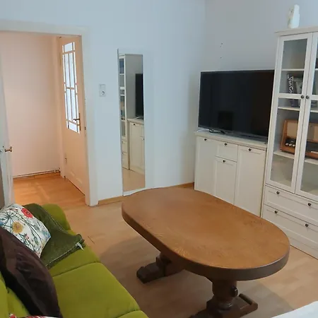 Budget-ferienwohnung In Meeresnaehe - Nur 5 Gehminuten Zum * Wilhelmshaven