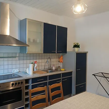 Budget-ferienwohnung In Meeresnaehe - Nur 5 Gehminuten Zum Wilhelmshaven