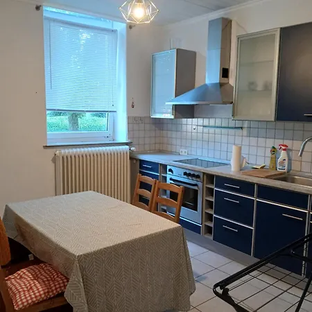 Apartment Budget-ferienwohnung In Meeresnaehe - Nur 5 Gehminuten Zum Wilhelmshaven